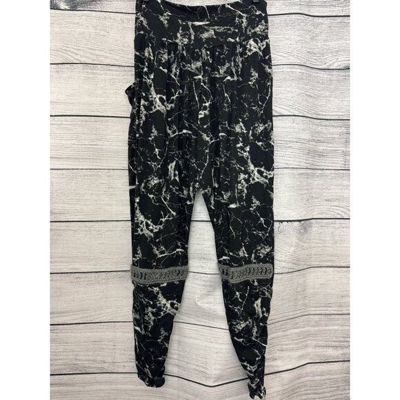 BeMo Designs Black & White Marbled Harem Pants w/ Crochet Detail Size M - Picture 3 of 4